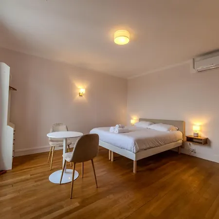 Apartament The Charming Republic Place *